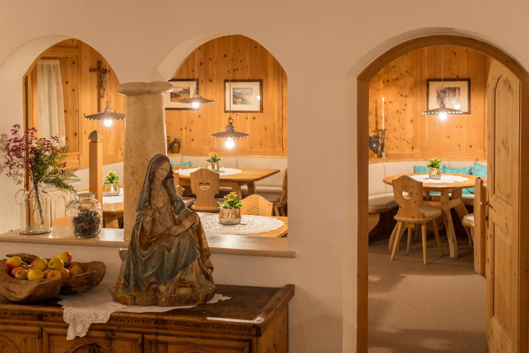 Hotel Cristal 오베레겐 외부 사진