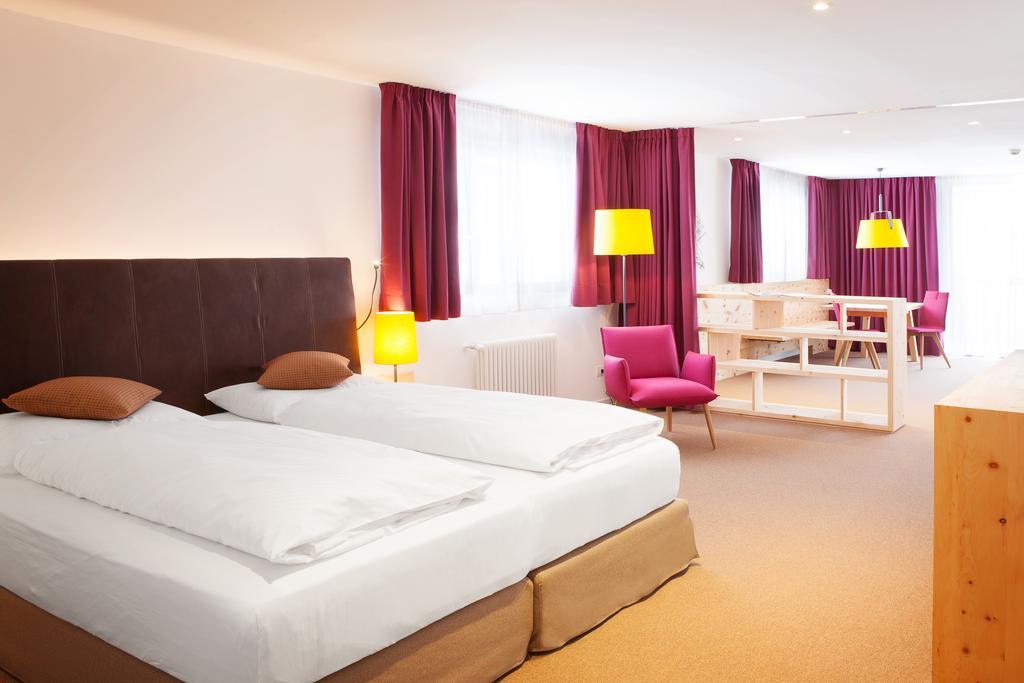 Hotel Cristal 오베레겐 외부 사진