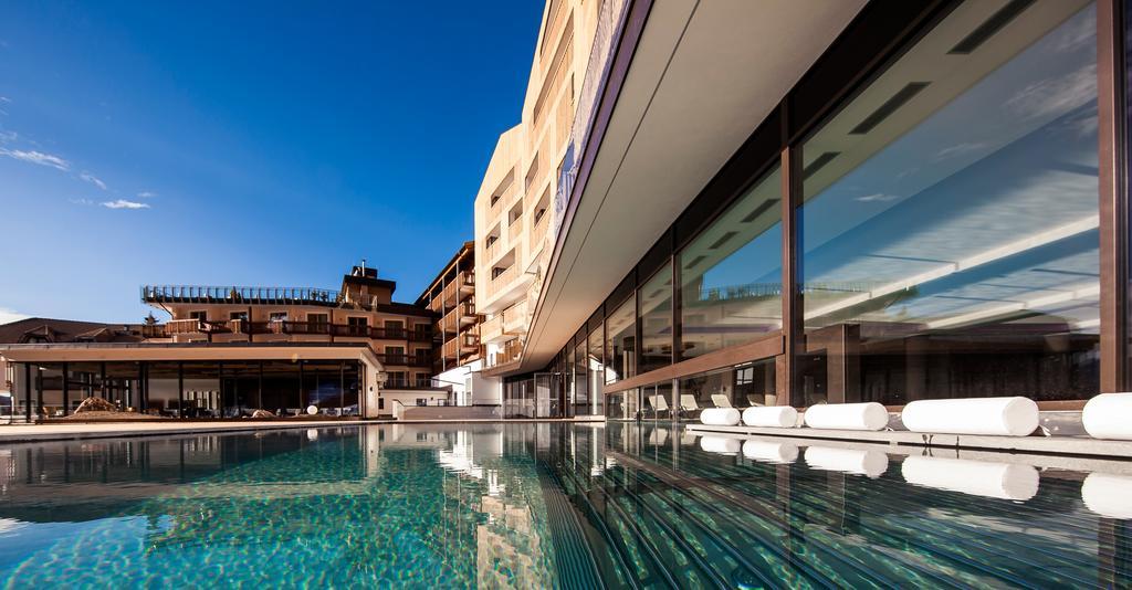 Hotel Cristal 오베레겐 외부 사진